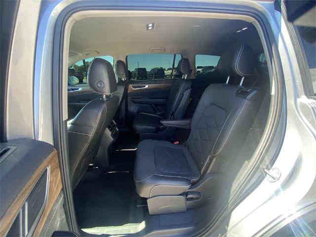 2024 Volkswagen Atlas Vehicle Photo in Greenville, TX 75402