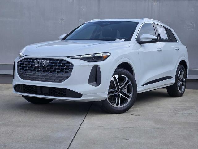 2025 Audi Q5 Vehicle Photo in SUGAR LAND, TX 77478