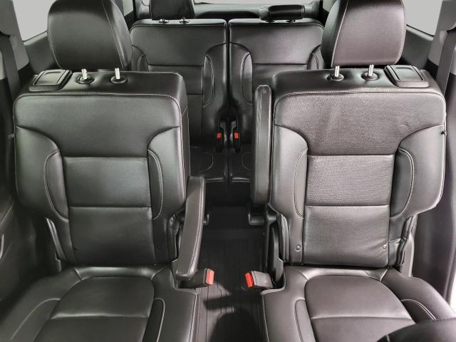 2023 GMC Acadia Vehicle Photo in GREEN BAY, WI 54303-3330