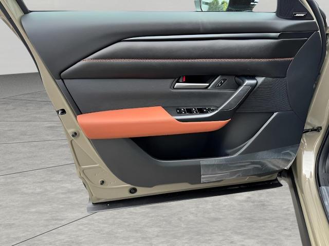 2025 Mazda CX-50 Vehicle Photo in Green Bay, WI 54304