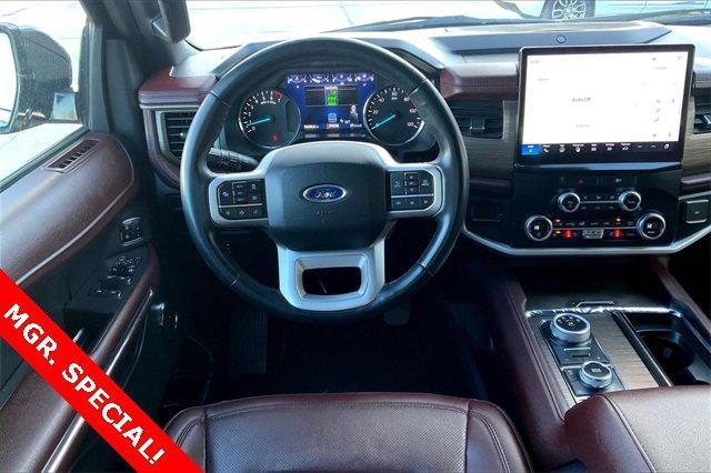 2022 Ford Expedition Vehicle Photo in TOPEKA, KS 66609-0000