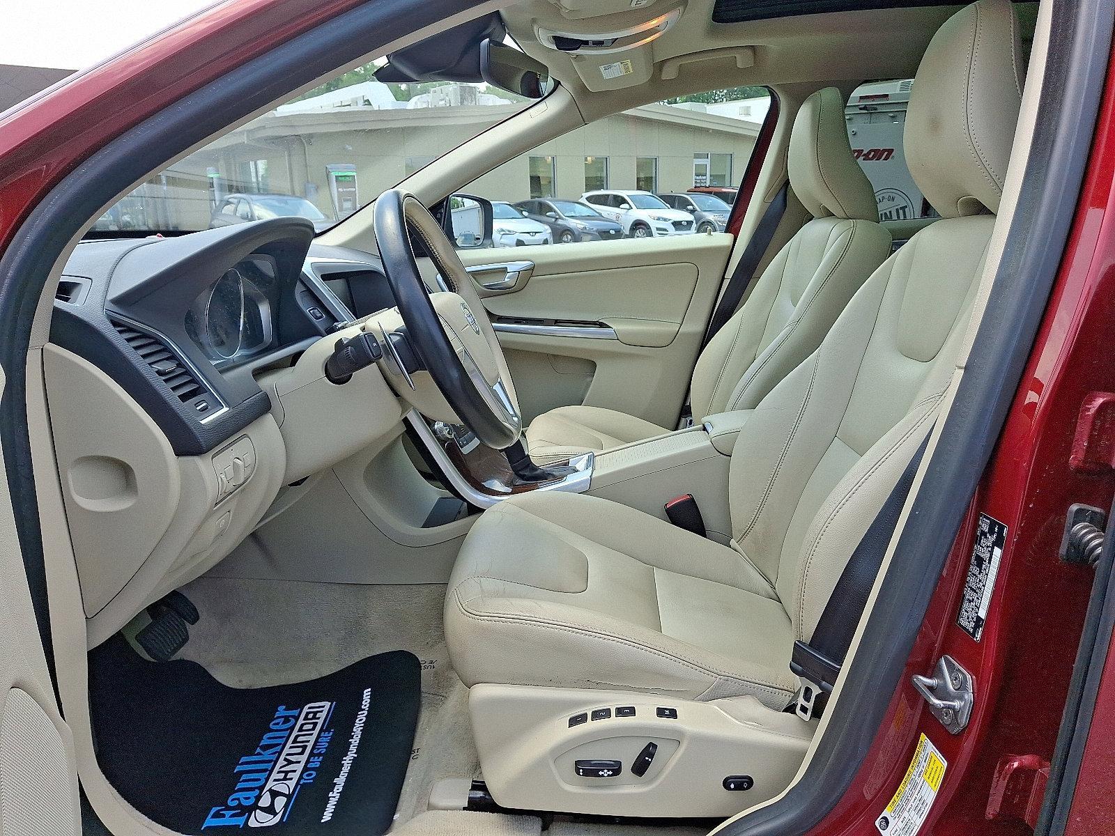 2015 Volvo XC60 Vehicle Photo in Harrisburg, PA 17111