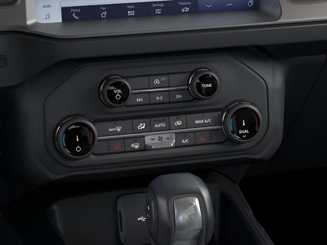 2025 Ford Bronco Vehicle Photo in Neenah, WI 54956