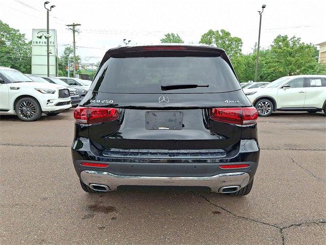 2022 Mercedes-Benz GLB Vehicle Photo in Willow Grove, PA 19090