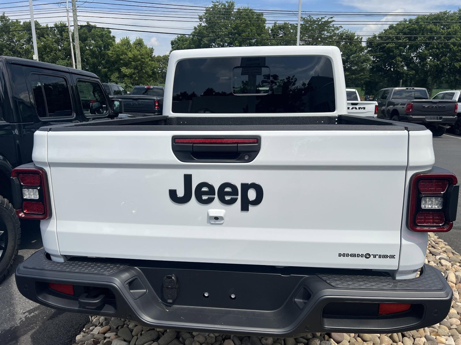 2025 Jeep Gladiator Vehicle Photo in Mechanicsburg, PA 17050-1707