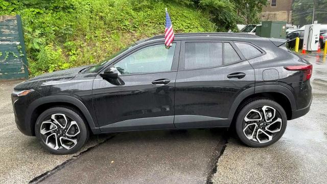 2024 Chevrolet Trax Vehicle Photo in PITTSBURGH, PA 15226-1209