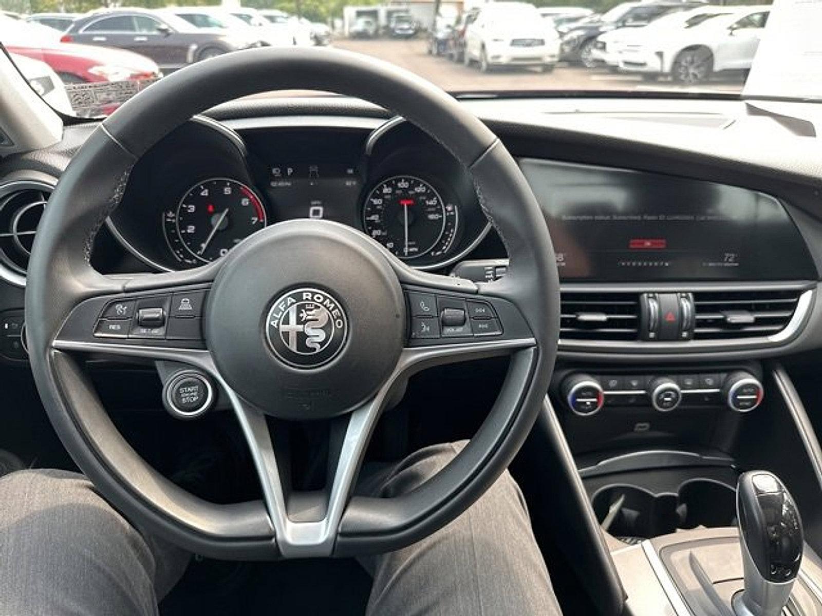 2019 Alfa Romeo Giulia Vehicle Photo in Willow Grove, PA 19090