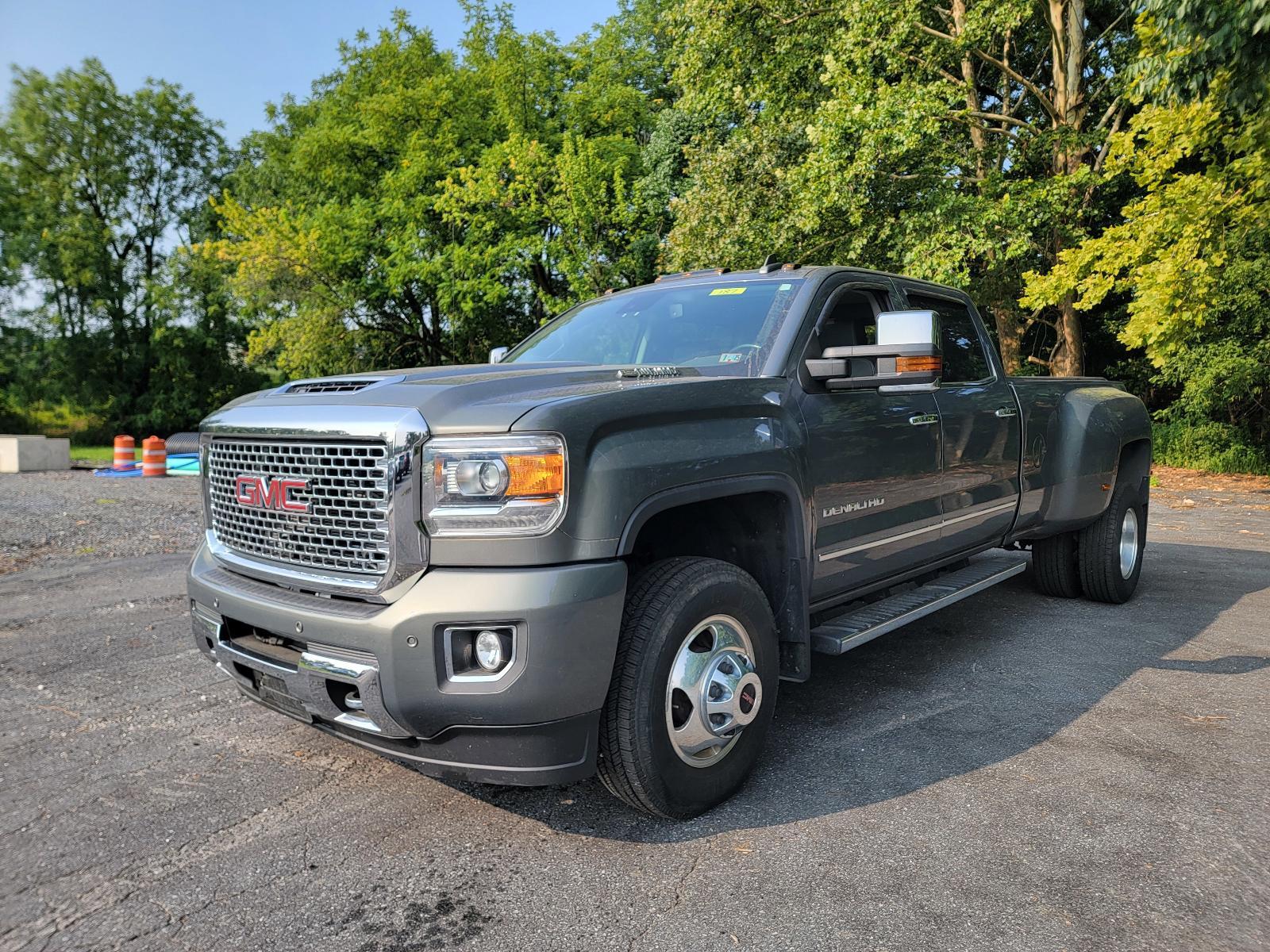 2017 GMC Sierra 3500HD Vehicle Photo in Harrisburg, PA 17111