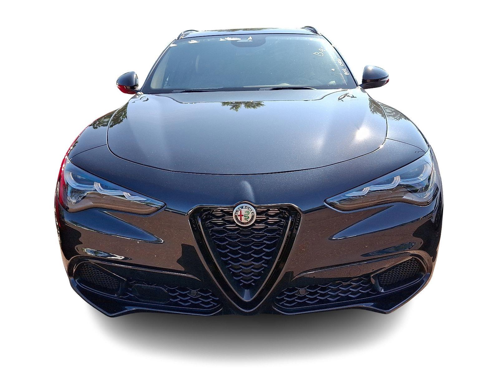 2025 Alfa Romeo Stelvio Vehicle Photo in Willow Grove, PA 19090