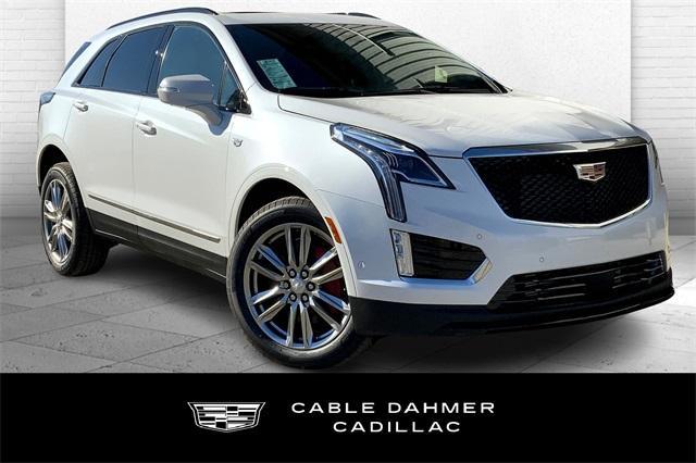 2025 Cadillac XT5 Vehicle Photo in KANSAS CITY, MO 64114-4545