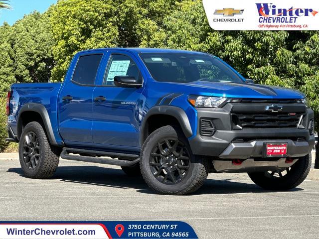 Select 2024 Chevrolet Colorado