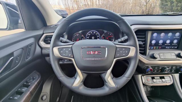 2022 GMC Acadia Vehicle Photo in Appleton, WI 54914