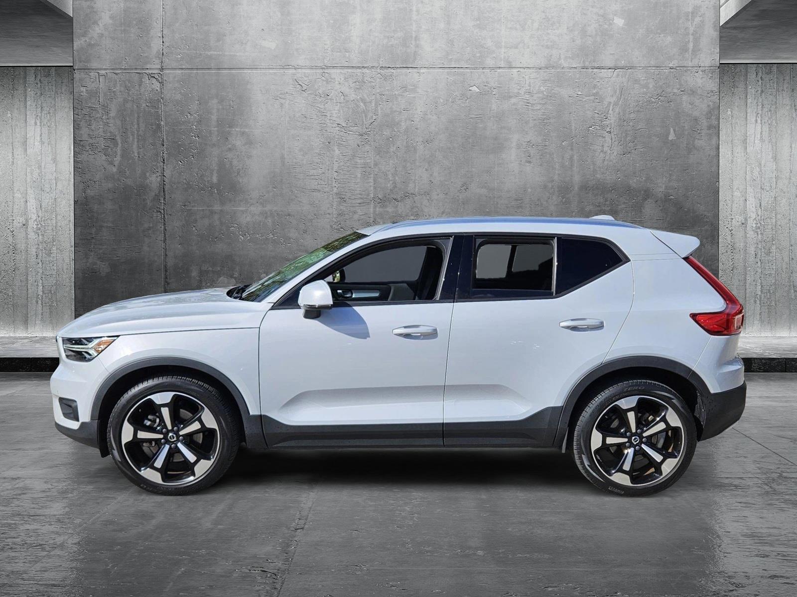 2022 Volvo XC40 Vehicle Photo in Pembroke Pines , FL 33027