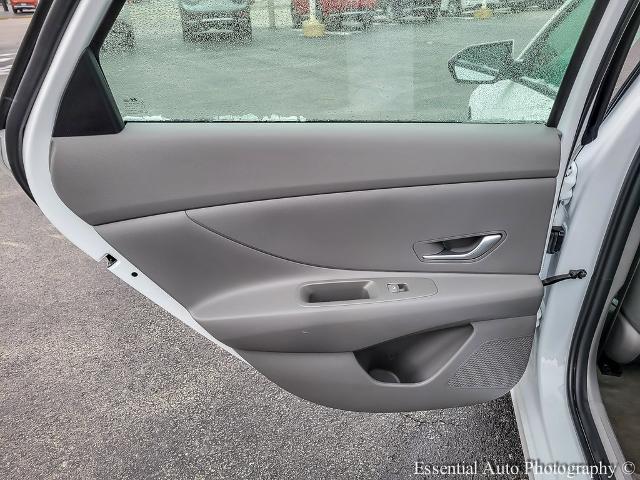 2024 Hyundai Elantra Vehicle Photo in OAK LAWN, IL 60453-2517