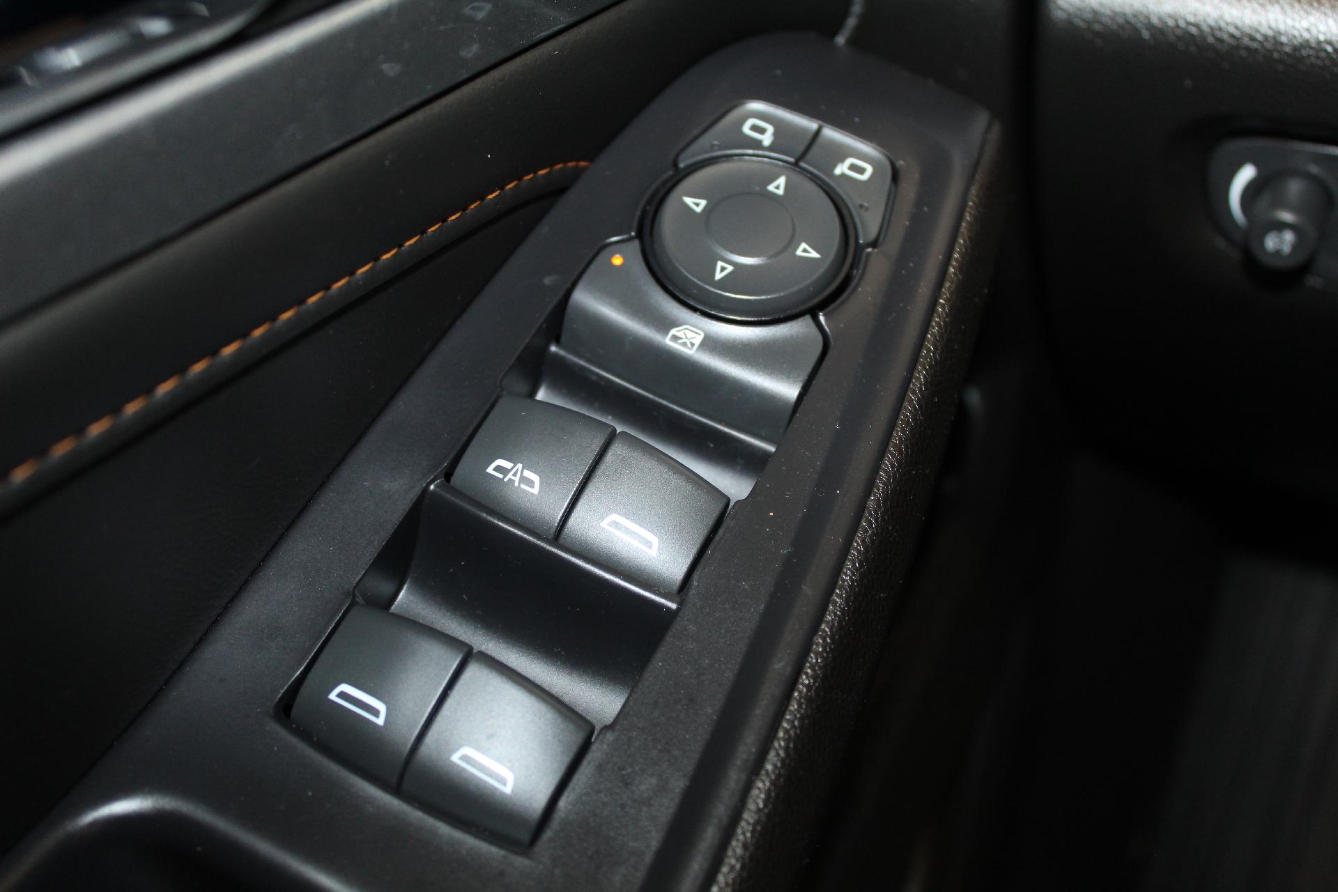 2021 Chevrolet Traverse Vehicle Photo in NORTHAMPTON, MA 01060-1120