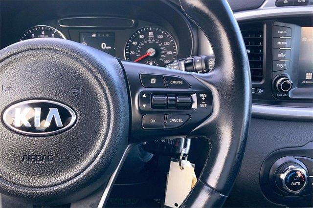 2017 Kia Sorento Vehicle Photo in KANSAS CITY, MO 64114-4502