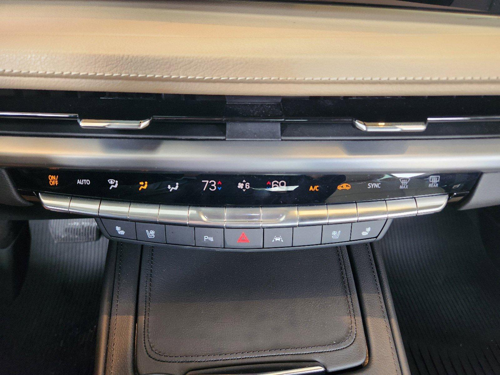 2024 Cadillac XT4 Vehicle Photo in HOUSTON, TX 77079-1502