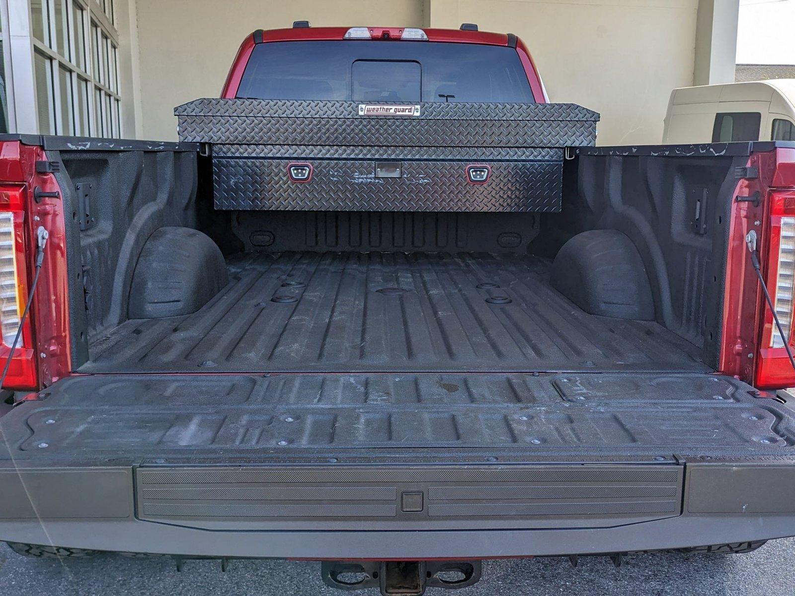 2024 Ford Super Duty F-450 DRW Vehicle Photo in Bradenton, FL 34207