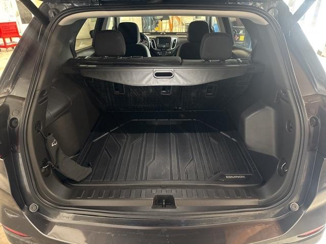 2022 Chevrolet Equinox Vehicle Photo in VENTURA, CA 93003-8585