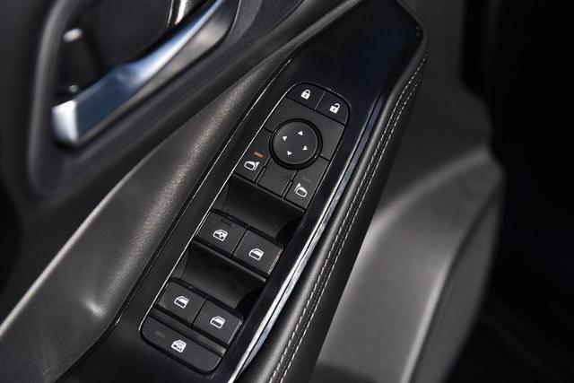 2025 Nissan Rogue Vehicle Photo in Ballwin, MO 63011
