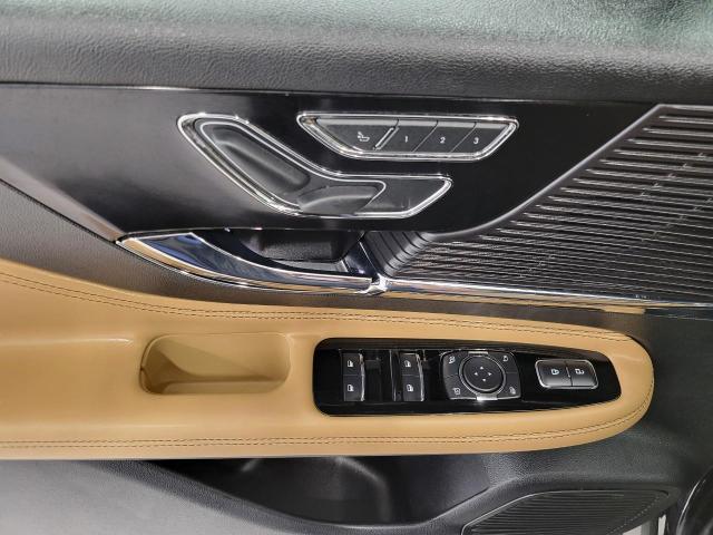 2022 Lincoln Corsair Vehicle Photo in Neenah, WI 54956