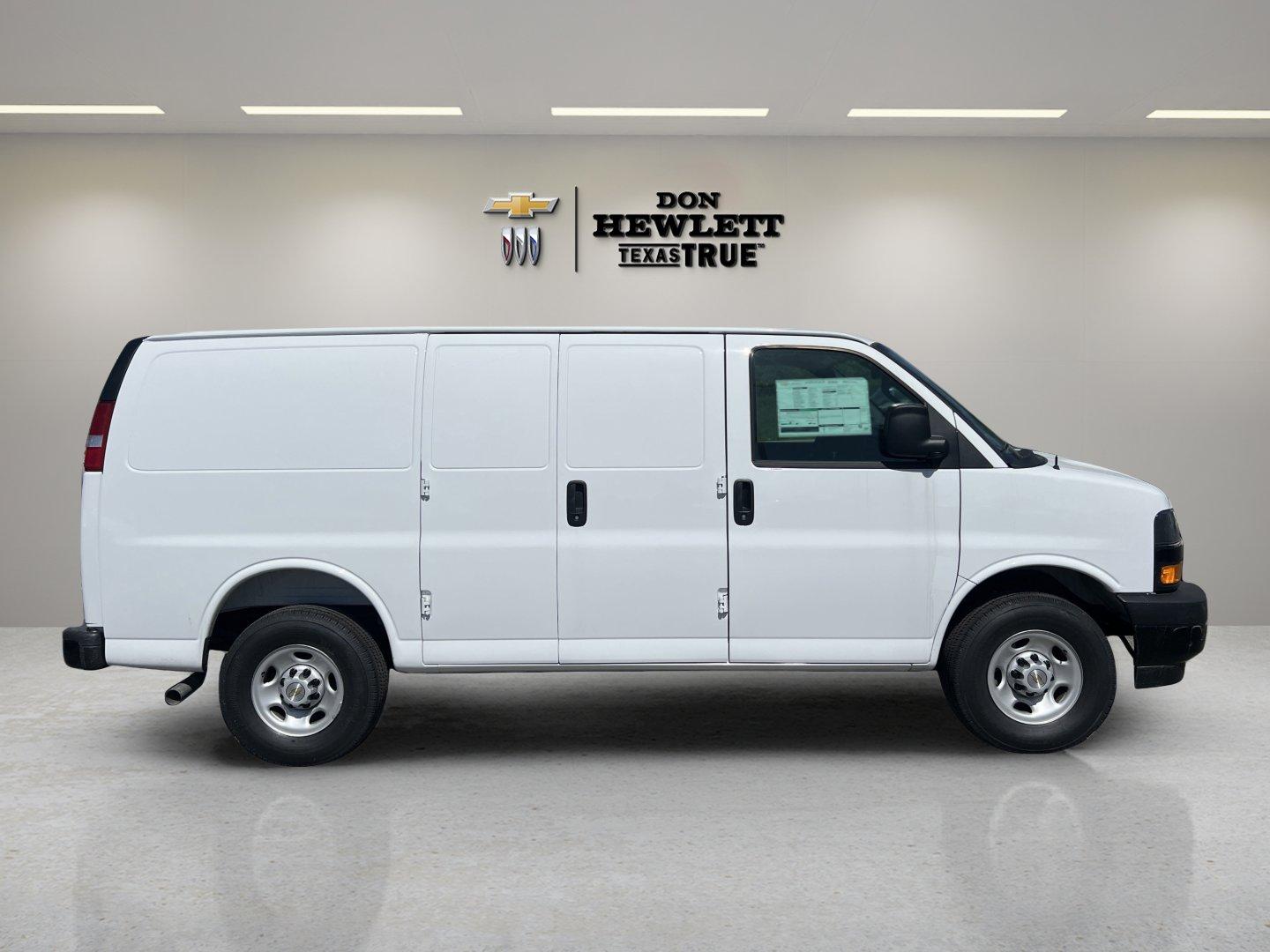 2025 Chevrolet Express Cargo 2500 Vehicle Photo in GEORGETOWN, TX 78626-7508