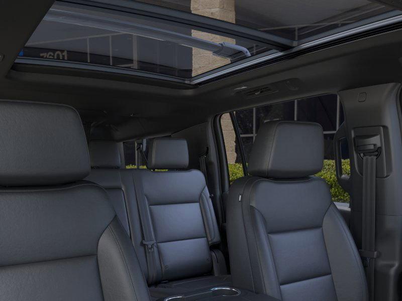 2025 Chevrolet Suburban Vehicle Photo in GEORGETOWN, TX 78626-7508