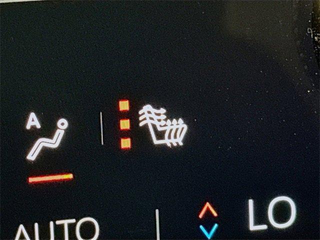 2025 GMC Acadia Vehicle Photo in PUYALLUP, WA 98371-4149