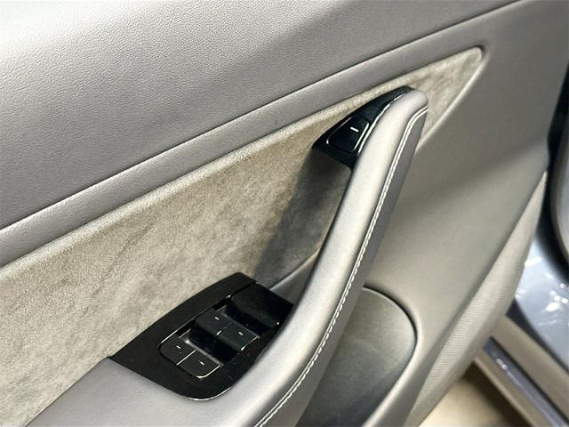 2018 Tesla Model 3 Vehicle Photo in EVERETT, WA 98203-5662