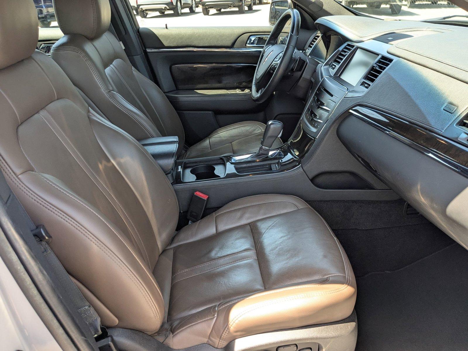 2015 Lincoln MKS Vehicle Photo in St. Petersburg, FL 33713