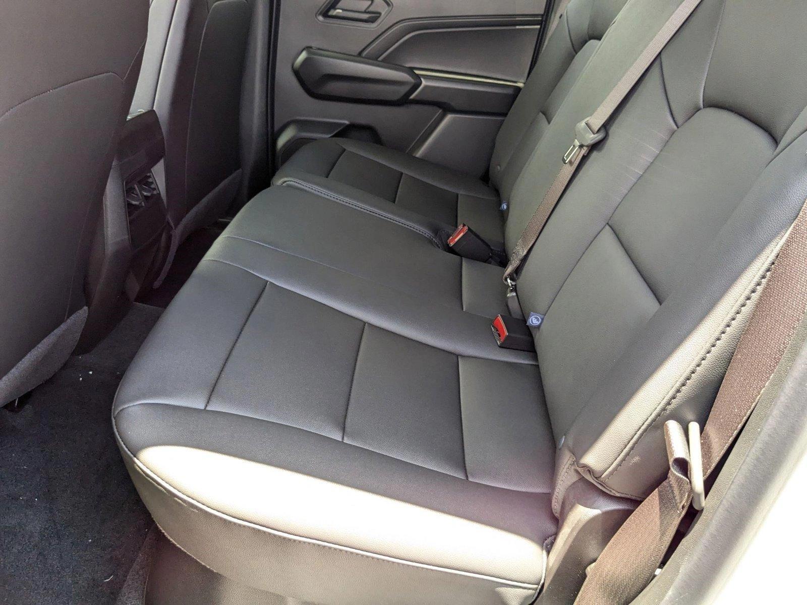 2025 Chevrolet Colorado Vehicle Photo in MIAMI, FL 33134-2699