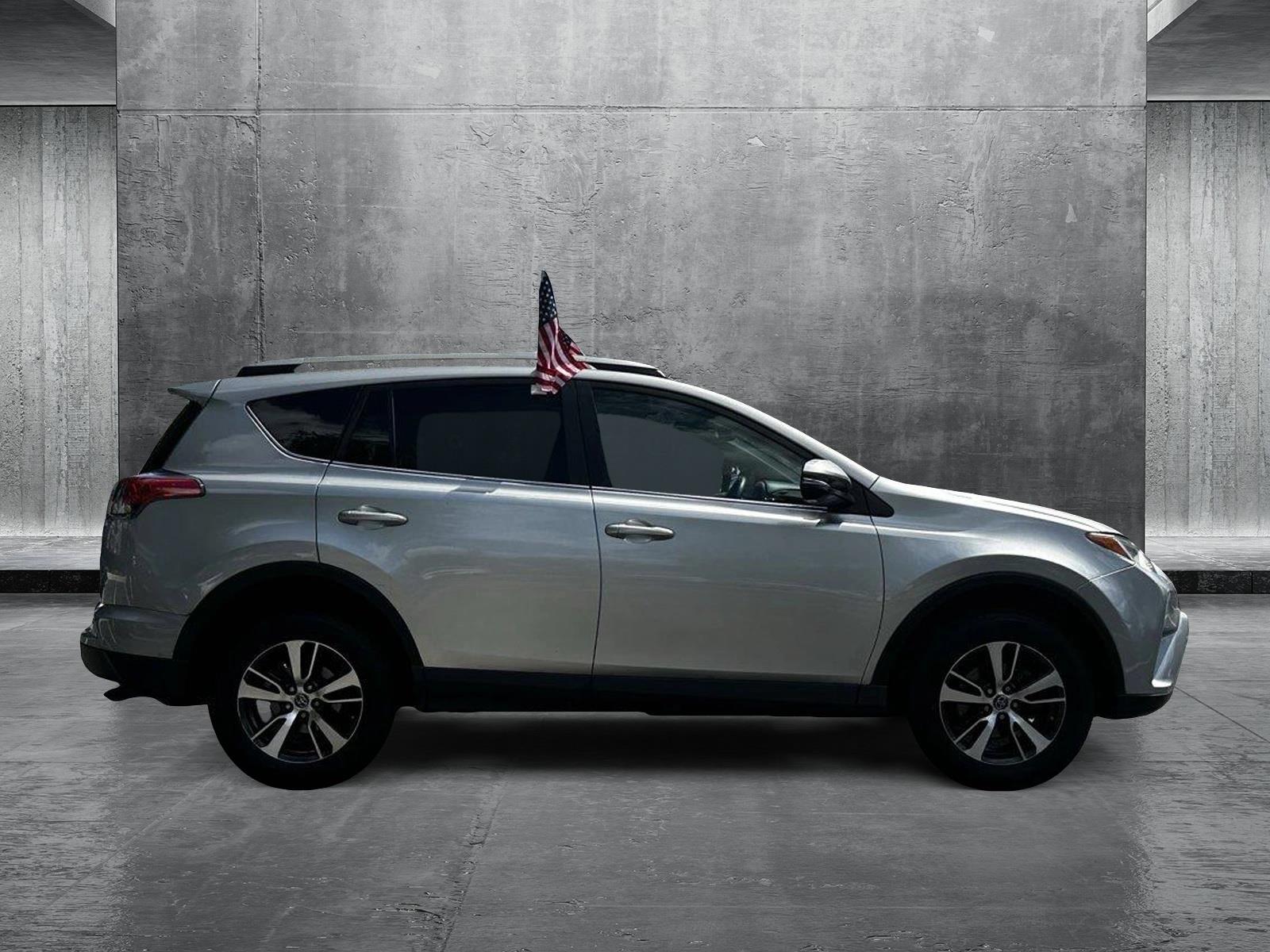 2018 Toyota RAV4 Vehicle Photo in Hollywood, FL 33021