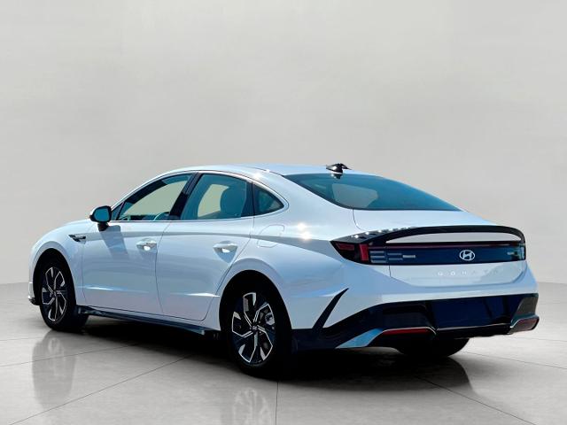 2025 Hyundai SONATA Vehicle Photo in Green Bay, WI 54304