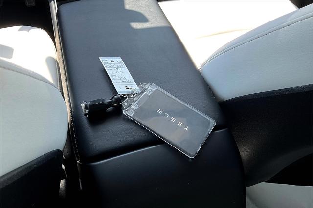 2021 Tesla Model Y Vehicle Photo in Houston, TX 77007