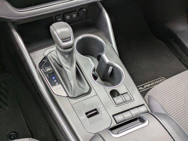 2021 Toyota Highlander Vehicle Photo in SELMA, TX 78154-1460