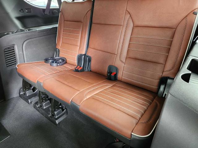 2024 GMC Yukon XL Vehicle Photo in HOUSTON, TX 77079