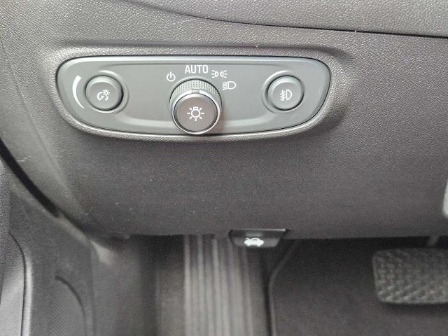 2022 Chevrolet Equinox Vehicle Photo in DENTON, TX 76210-9321