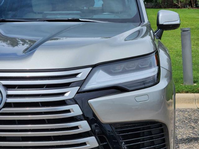2022 Lexus LX 600 Vehicle Photo in FORT WORTH, TX 76132