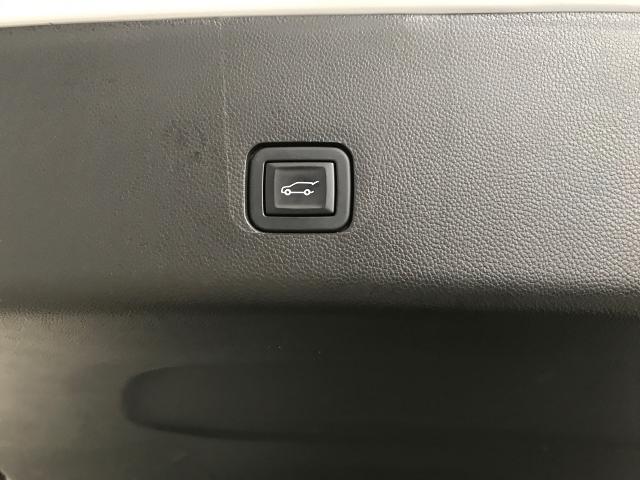 2023 Chevrolet Traverse Vehicle Photo in GREEN BAY, WI 54303-3330