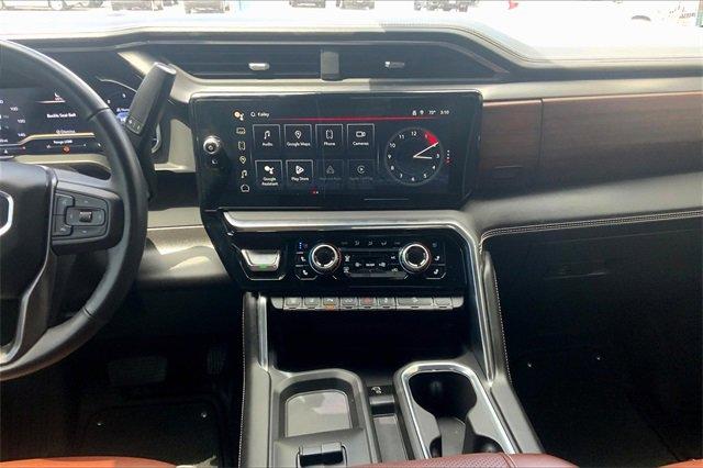 2024 GMC Sierra 2500 HD Vehicle Photo in TOPEKA, KS 66609-0000