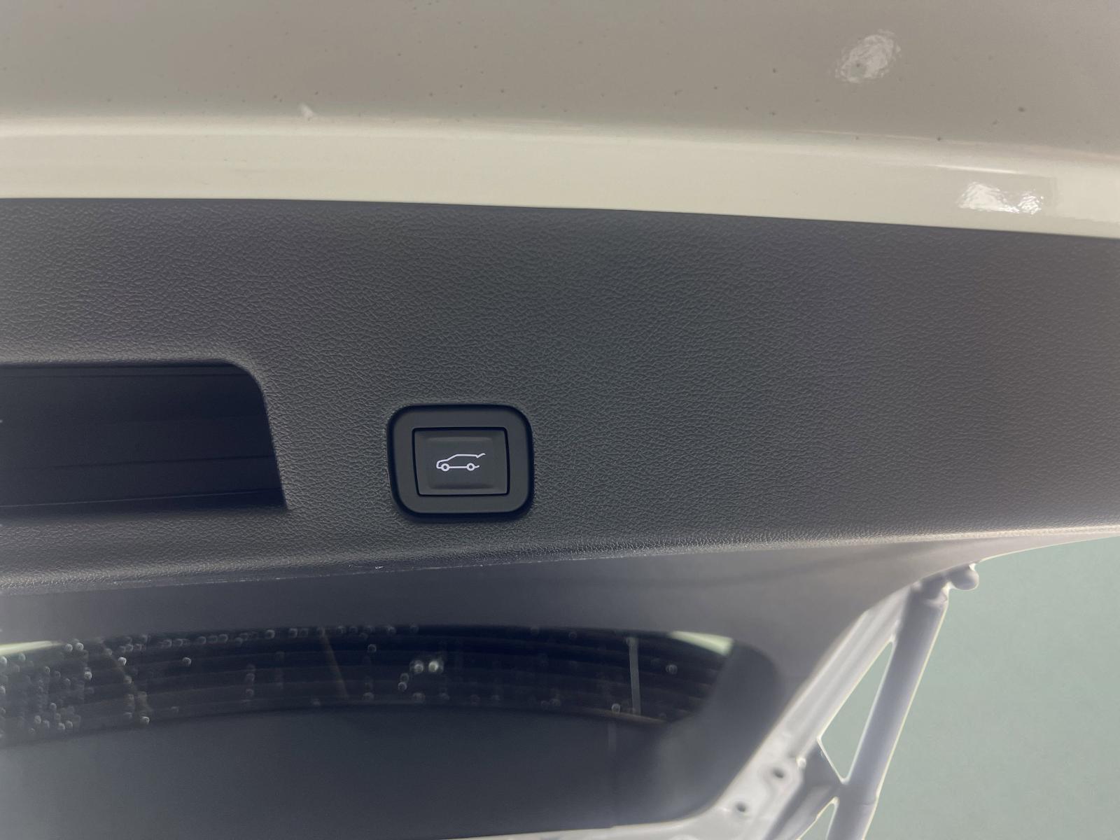 2024 Chevrolet Traverse Vehicle Photo in GEORGETOWN, TX 78626-7508