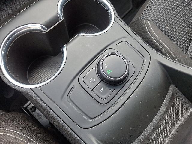 2022 GMC Terrain Vehicle Photo in TREVOSE, PA 19053-4984