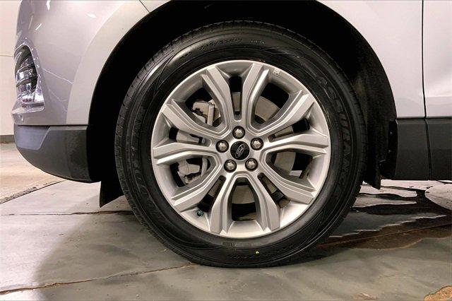 2024 Ford Edge Vehicle Photo in INDEPENDENCE, MO 64055-1314