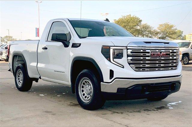 2025 GMC Sierra 1500 Vehicle Photo in TOPEKA, KS 66609-0000