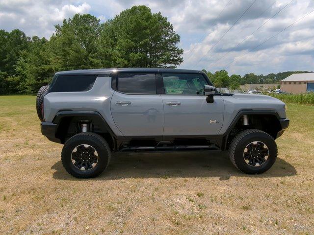 Hood Fender & Mirror Kit | GMC HUMMER EV SUV 2024 Hood Fender & Mirror Kit | GMC HUMMER EV SUV 2024