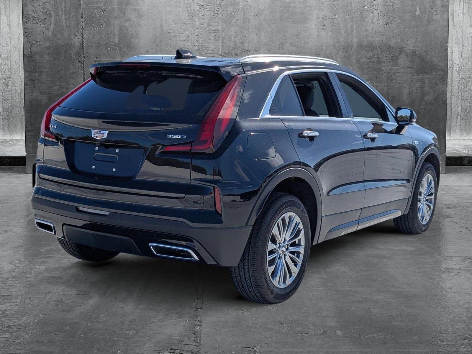 2025 Cadillac XT4 Vehicle Photo in WEST PALM BEACH, FL 33407-3296