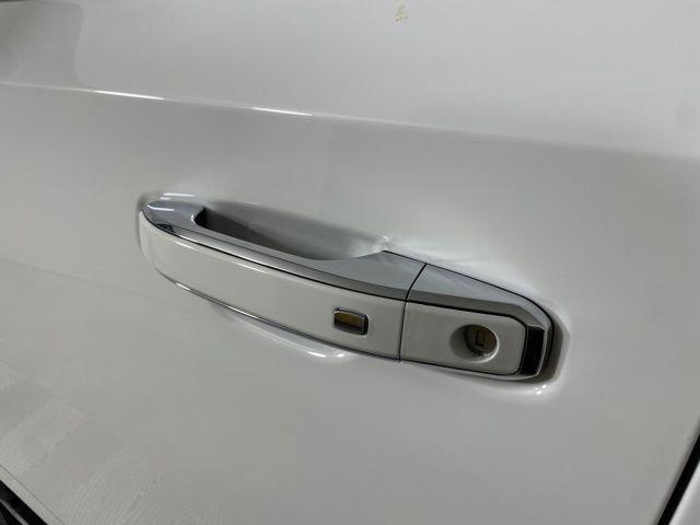 2024 Chevrolet Tahoe Vehicle Photo in PHOENIX, AZ 85014-3381
