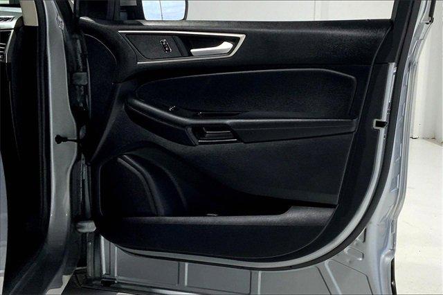 2020 Ford Edge Vehicle Photo in TOPEKA, KS 66609-0000