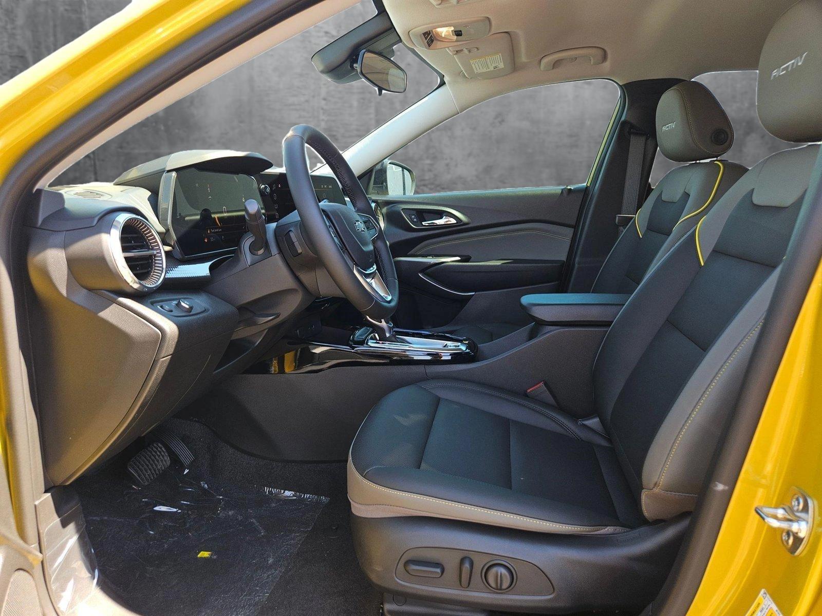 2025 Chevrolet Trax Vehicle Photo in PEORIA, AZ 85382-3715
