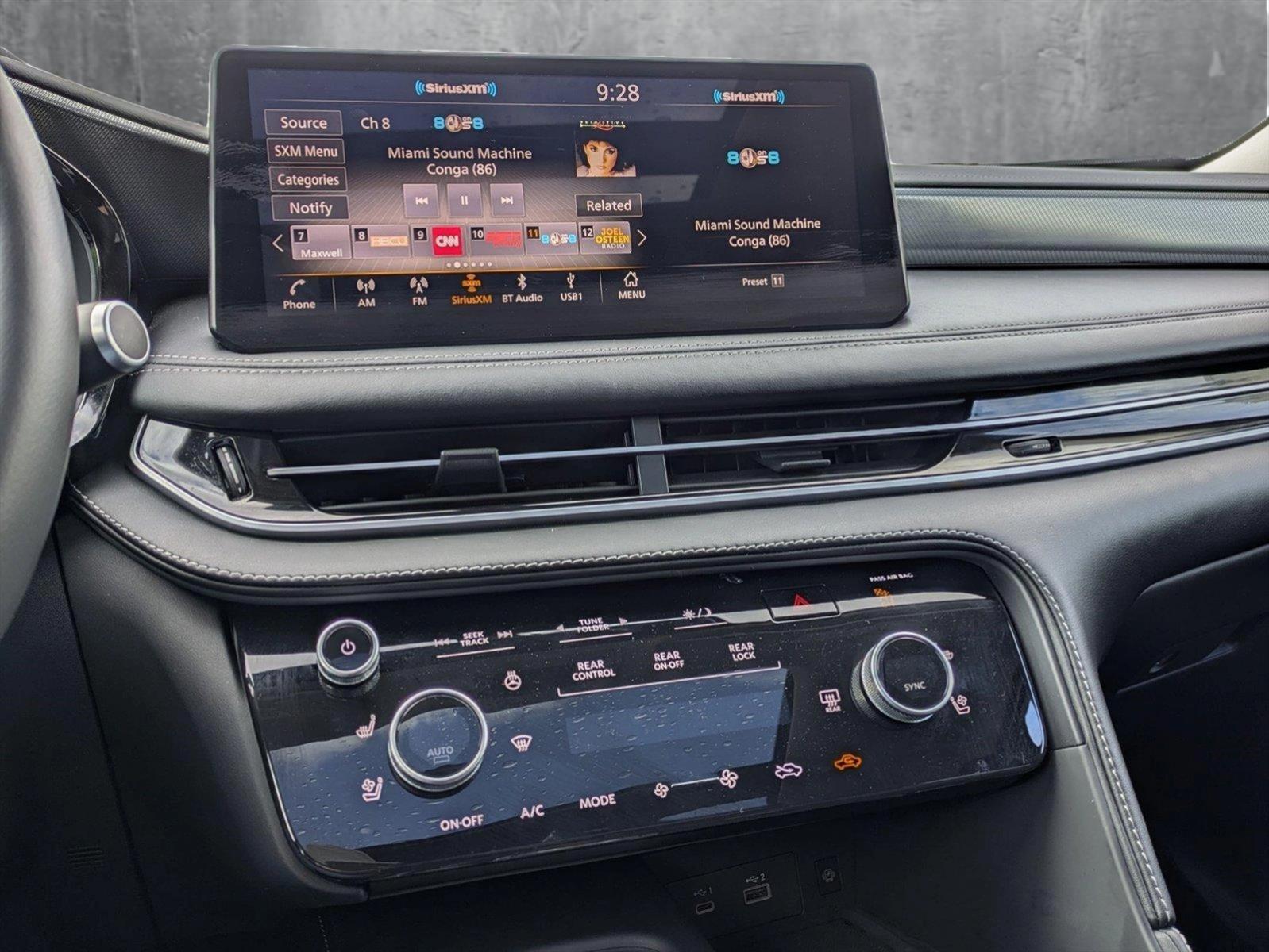 2024 INFINITI QX60 Vehicle Photo in Tustin, CA 92782